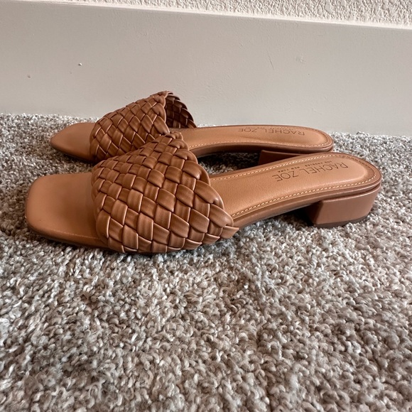 Rachel Zoe Women's Tan Woven Slide Sandals - Picture 3 of 6